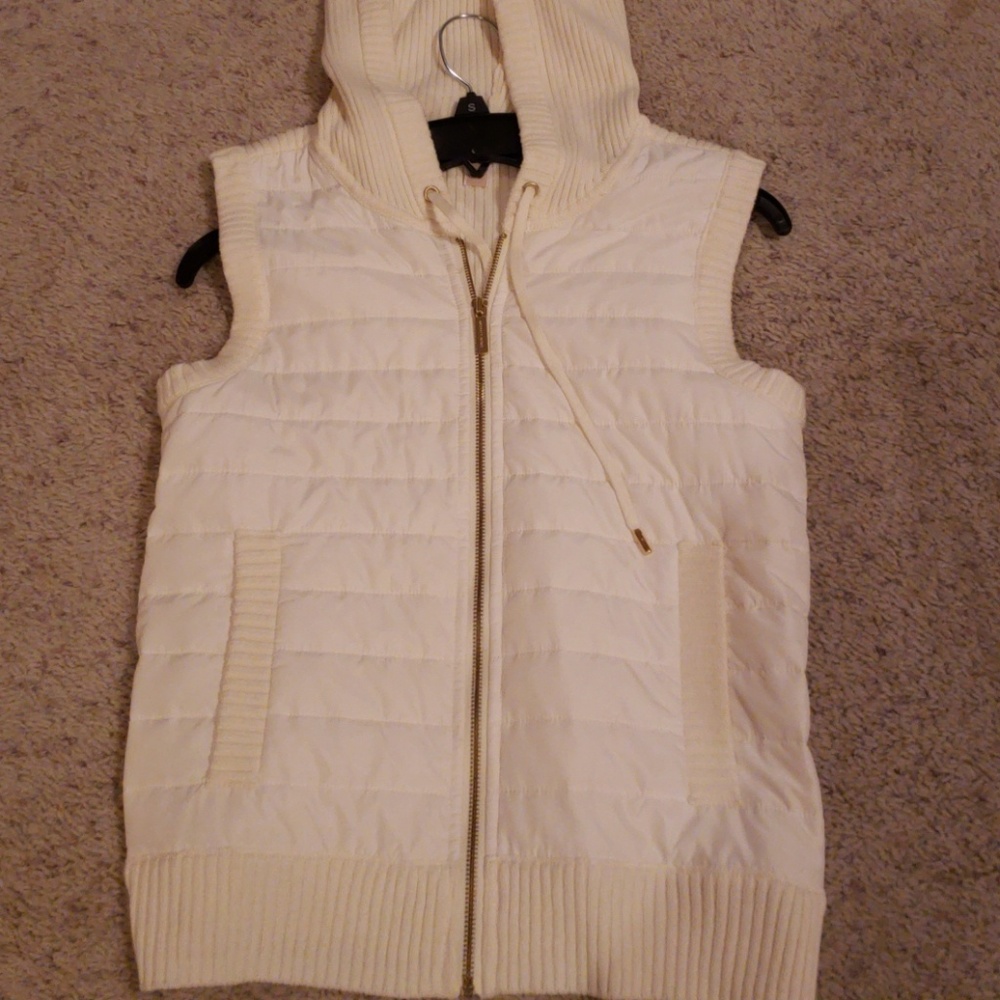 Beautiful Michael Kors vest, Ivory colored
